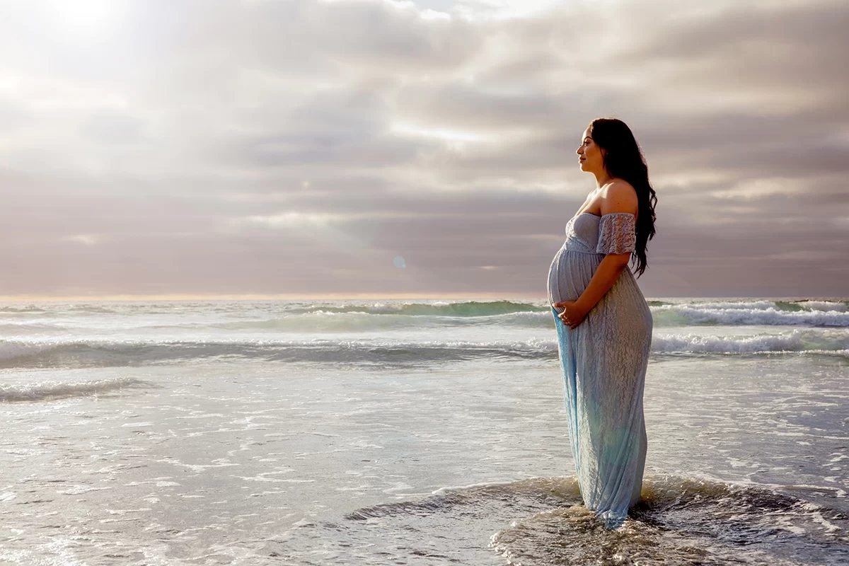 Maternity photographer San Diego